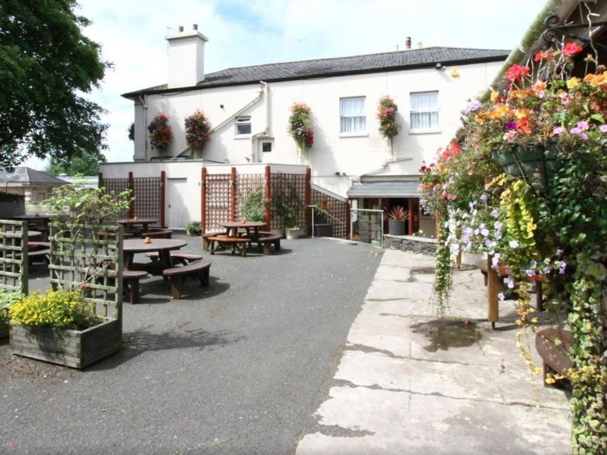 Galmpton The Railway Inn מראה חיצוני תמונה