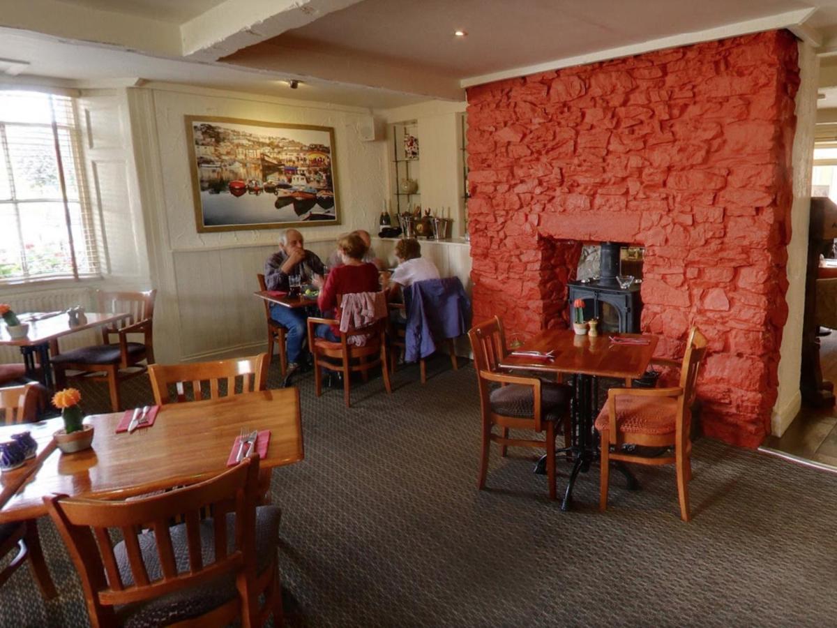 Galmpton The Railway Inn מראה חיצוני תמונה